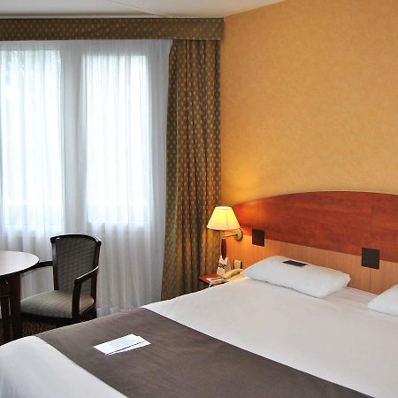 Mercure Saint Etienne Parc De L'Europe Exterior photo