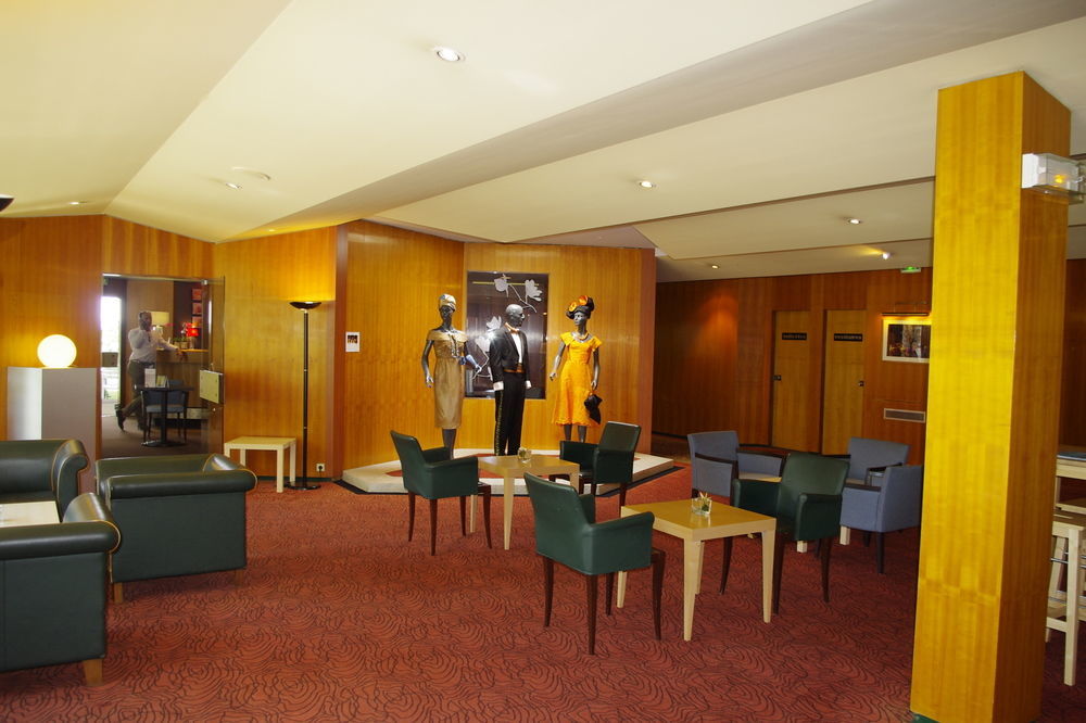 Mercure Saint Etienne Parc De L'Europe Exterior photo
