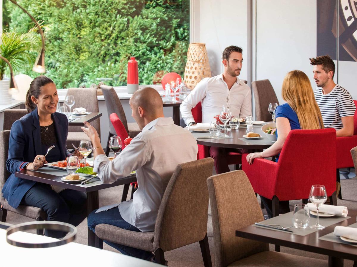Mercure Saint Etienne Parc De L'Europe Exterior photo