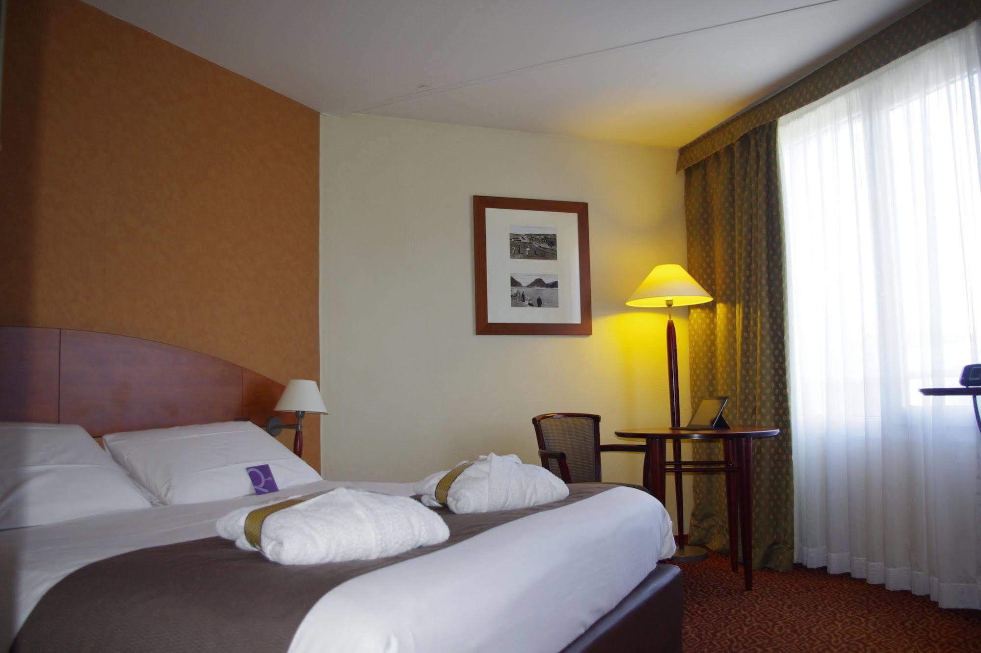 Mercure Saint Etienne Parc De L'Europe Exterior photo